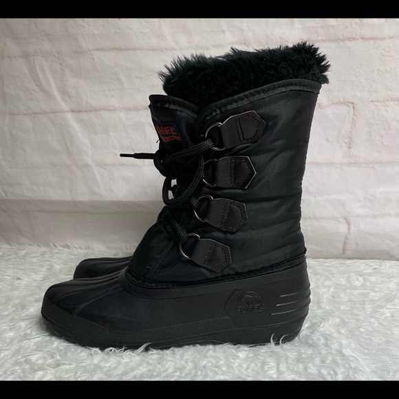 Sorel winter boots size 7 - Picture 2 of 8